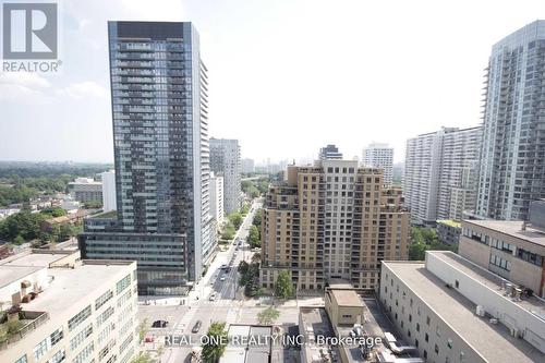 1910 - 161 Roehampton Avenue, Toronto, ON - Outdoor With Facade