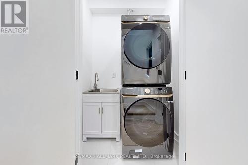 100 Victor Avenue, Toronto, ON - Indoor Photo Showing Laundry Room