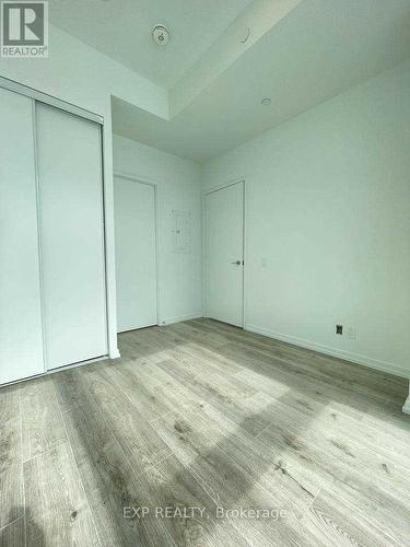 1708 - 1000 Portage Parkway, Vaughan, ON - Indoor Photo Showing Other Room