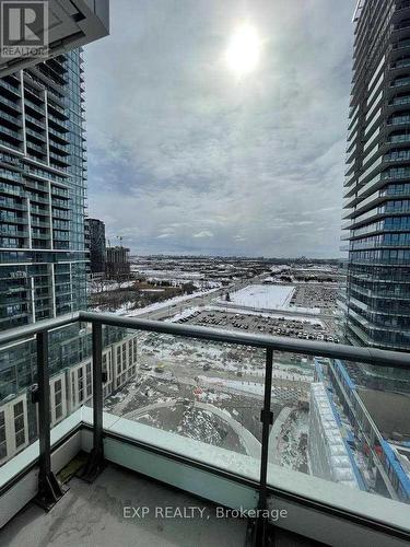 1708 - 1000 Portage Parkway, Vaughan, ON - Outdoor With View