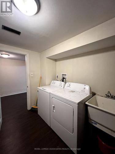 #Lower - 264 Avondale Boulevard, Brampton, ON - Indoor Photo Showing Laundry Room