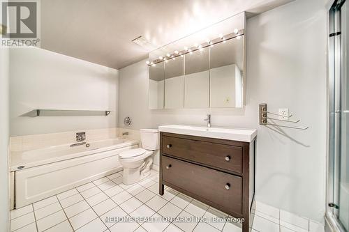 2106 - 1055 Bay Street, Toronto, ON - Indoor Photo Showing Bathroom