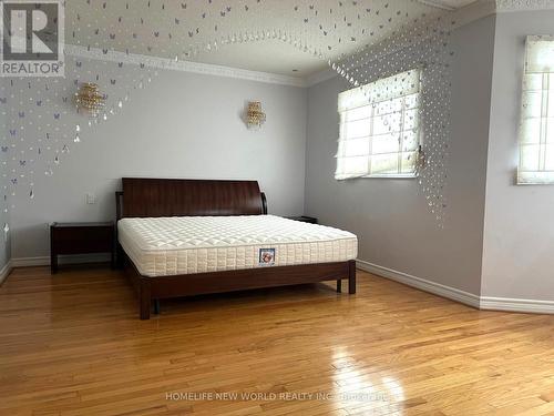 3498 Old Orchard Park Drive, Mississauga, ON - Indoor Photo Showing Bedroom