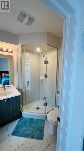 216 Law Drive, Guelph, ON - Indoor Photo Showing Bathroom