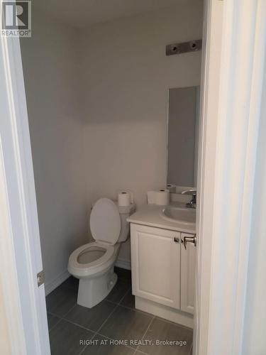 480 Beresford Path, Oshawa (Central), ON - Indoor Photo Showing Bathroom