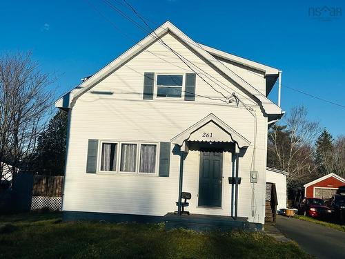 261 Lake Road, Glace Bay, NS 