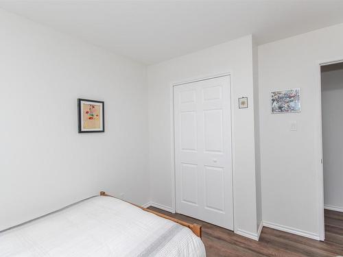 570 Redwood Avenue W, Thunder Bay, ON - Indoor Photo Showing Bedroom