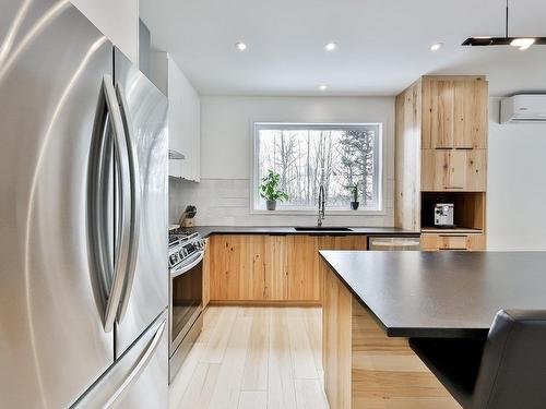 Kitchen - 1840 Rue Papillon, Sainte-Julienne, QC - Indoor Photo Showing Kitchen