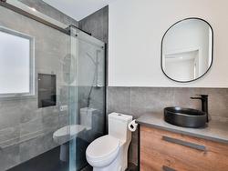 Ensuite bathroom - 