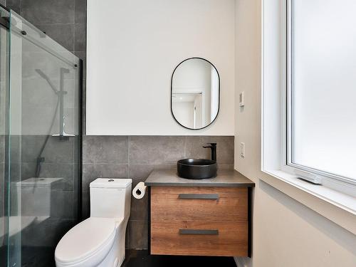 Ensuite bathroom - 1840 Rue Papillon, Sainte-Julienne, QC - Indoor Photo Showing Bathroom