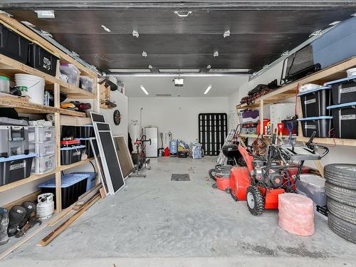 Garage - 1840 Rue Papillon, Sainte-Julienne, QC - Indoor Photo Showing Garage