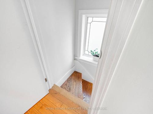 914 Royal York Rd, Toronto, ON - Indoor Photo Showing Other Room