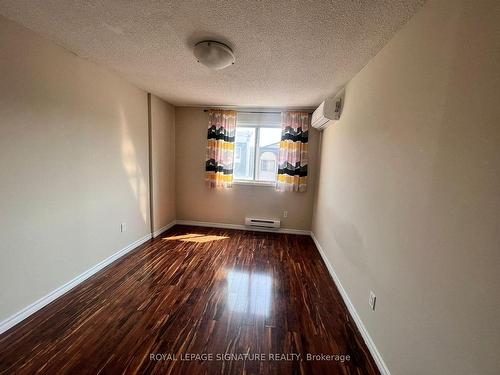 81-2170 Bromsgrove Rd, Mississauga, ON - Indoor Photo Showing Other Room