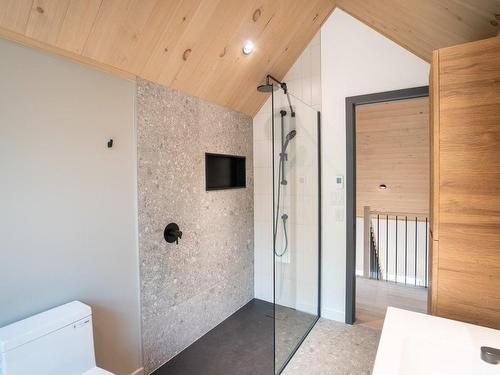 Salle de bains - Rue Gilles, Saint-Côme, QC - Indoor Photo Showing Bathroom