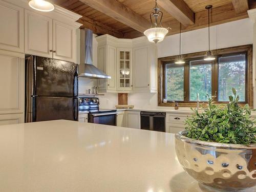 Cuisine - 132 Rue Du Sommet, Sainte-Béatrix, QC - Indoor Photo Showing Kitchen With Upgraded Kitchen