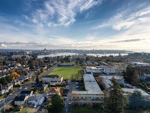 4-477 Lampson St, Esquimalt, BC - Outdoor With View