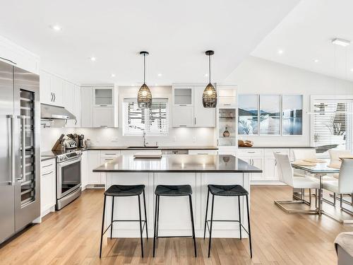 Kitchen - 161  - C Rue Montcalm, Bromont, QC - Indoor Photo Showing Kitchen With Upgraded Kitchen