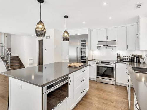 Kitchen - 161  - C Rue Montcalm, Bromont, QC - Indoor Photo Showing Kitchen With Upgraded Kitchen