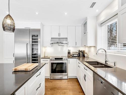 Kitchen - 161  - C Rue Montcalm, Bromont, QC - Indoor Photo Showing Kitchen With Double Sink With Upgraded Kitchen