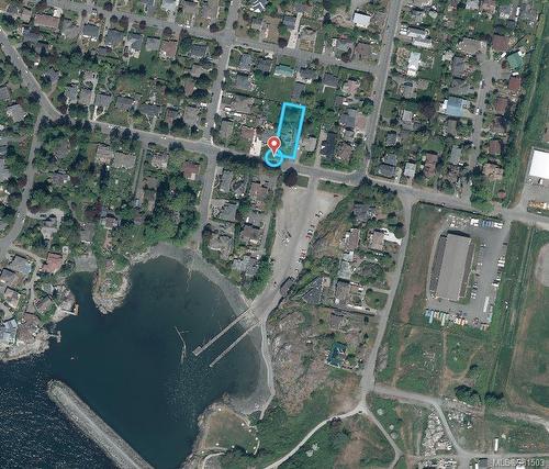 1114 Munro St, Esquimalt, BC 