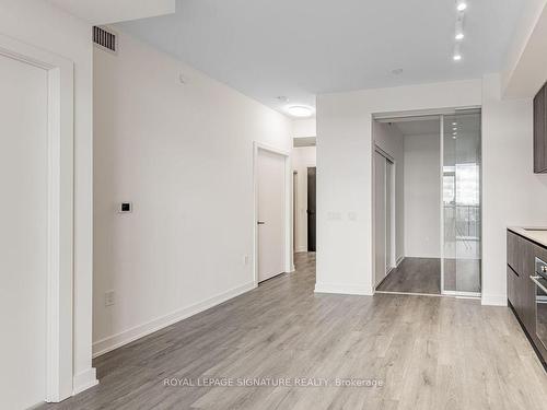 2301-127 Broadway Ave, Toronto, ON - Indoor Photo Showing Other Room