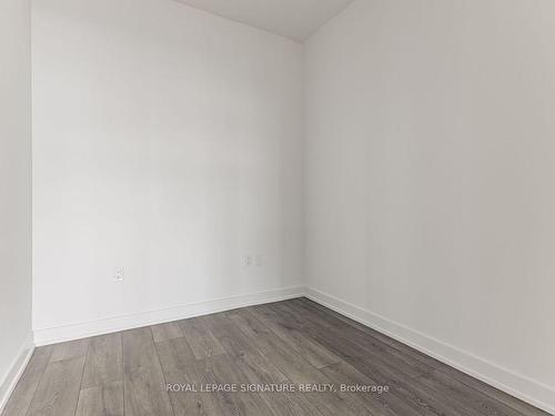 2301-127 Broadway Ave, Toronto, ON - Indoor Photo Showing Other Room