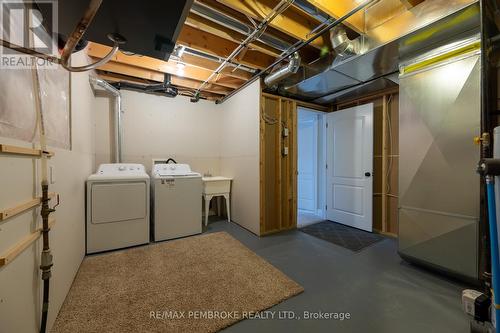 505 Gardner Crescent, Petawawa, ON - Indoor Photo Showing Laundry Room