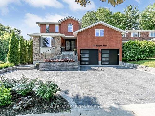 37 Mayfair Dr, Barrie, ON - Outdoor