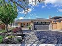 326 Slade Cres, Oakville, ON  - Outdoor 