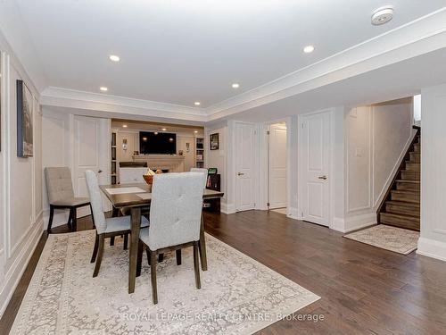 326 Slade Cres, Oakville, ON - Indoor Photo Showing Dining Room