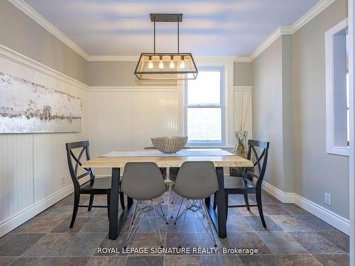 Upper-696 Queens Ave, London, ON - Indoor Photo Showing Dining Room