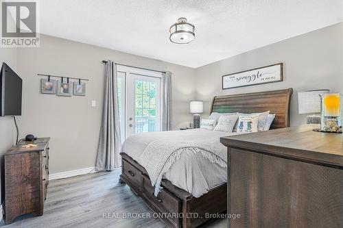 22 Patterson Place, Barrie, ON - Indoor Photo Showing Bedroom