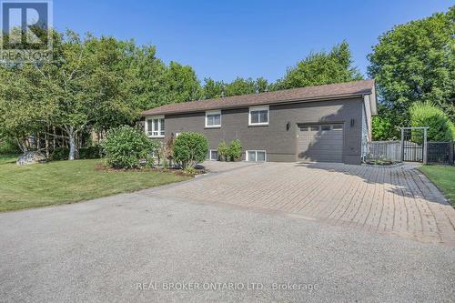 22 Patterson Place, Barrie, ON - Outdoor