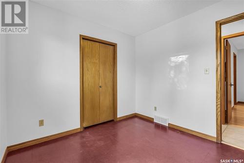 342 Armstrong Way, Saskatoon, SK - Indoor Photo Showing Other Room