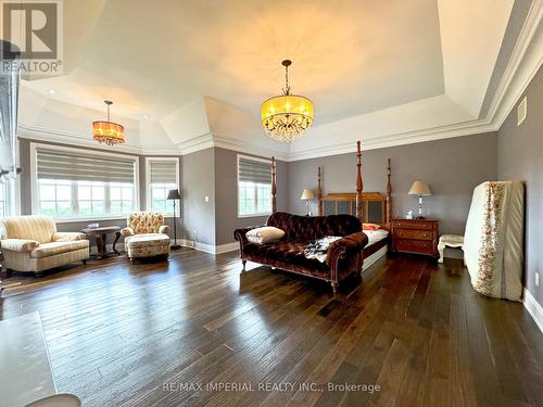 190 Angus Glen Boulevard, Markham, ON - Indoor Photo Showing Living Room