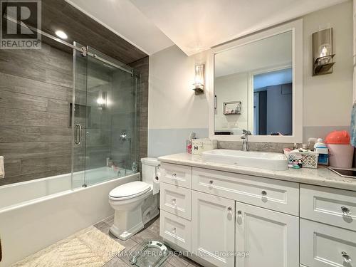 190 Angus Glen Boulevard, Markham, ON - Indoor Photo Showing Bathroom