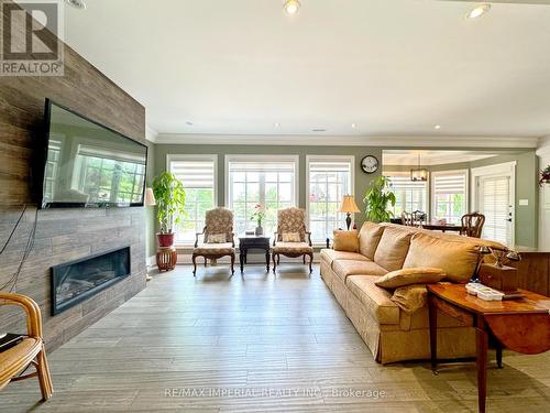 190 Angus Glen Boulevard, Markham, ON - Indoor Photo Showing Living Room With Fireplace