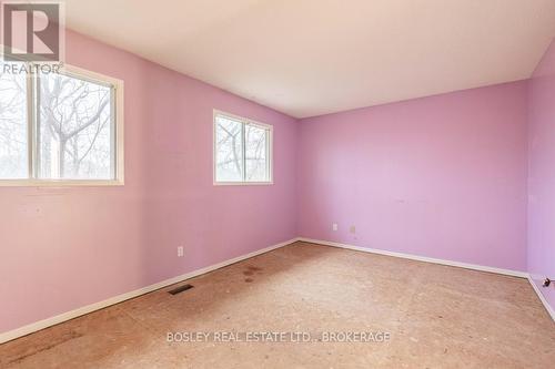 166 Chalmers Street, Oakville (1001 - Br Bronte), ON - Indoor Photo Showing Other Room