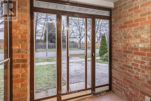 166 Chalmers Street, Oakville (1001 - Br Bronte), ON - Indoor Photo Showing Other Room