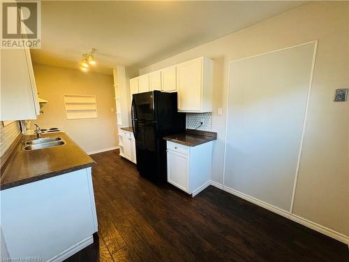 49 Beaver Crescent, North Bay, ON - Indoor Photo Showing Kitchen With Double Sink