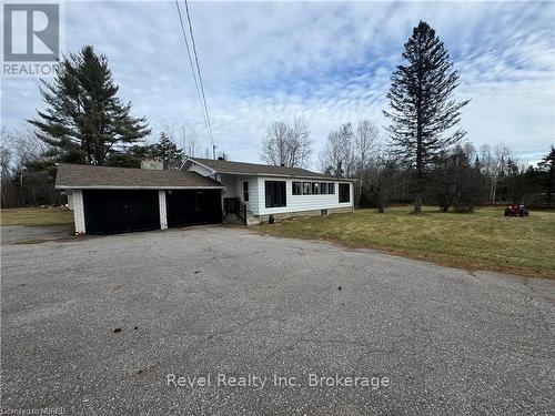 View of road - 3877 Highway 17 E, Mattawa, ON - Outdoor