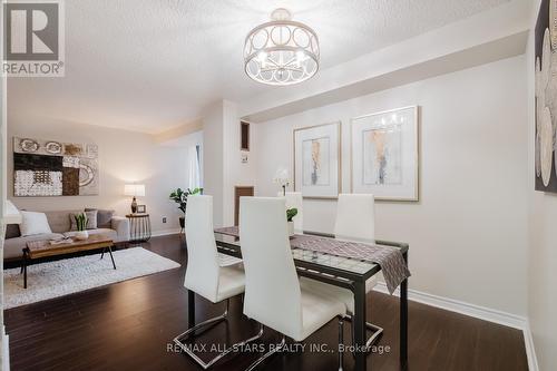 1007 - 1900 Sheppard Avenue E, Toronto, ON - Indoor Photo Showing Dining Room