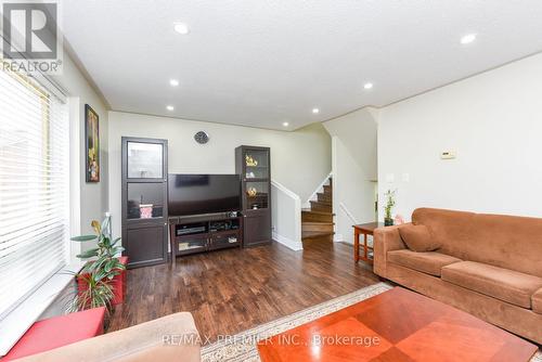 265 - 1601 Albion Road, Toronto, ON - Indoor Photo Showing Living Room