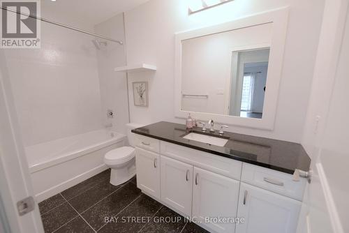 414 - 340 Sugarcreek Trail, London, ON - Indoor Photo Showing Bathroom