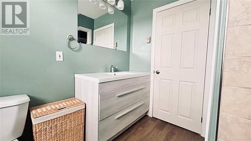 70 Main Street, Springdale, NL - Indoor Photo Showing Bathroom