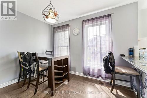 12 Streambank Street, Ottawa, ON - Indoor Photo Showing Dining Room