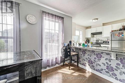 12 Streambank Street, Ottawa, ON - Indoor Photo Showing Kitchen