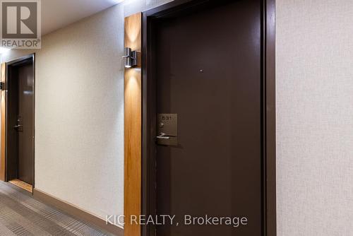 531 - 5 Hanna Avenue, Toronto, ON - Indoor Photo Showing Other Room