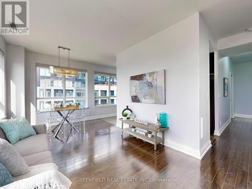 314 - 55 De Boers Drive, Toronto, ON - Indoor Photo Showing Living Room