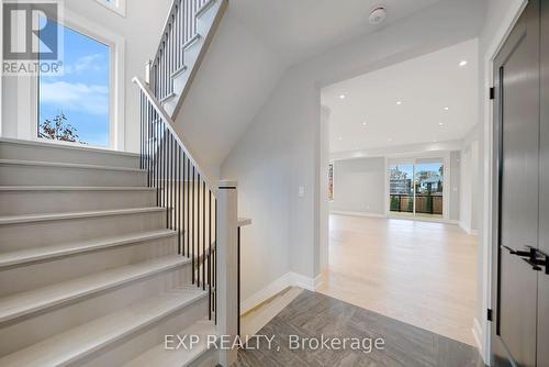 8 - 24 Grapeview Drive, St. Catharines (453 - Grapeview), ON - Indoor Photo Showing Other Room